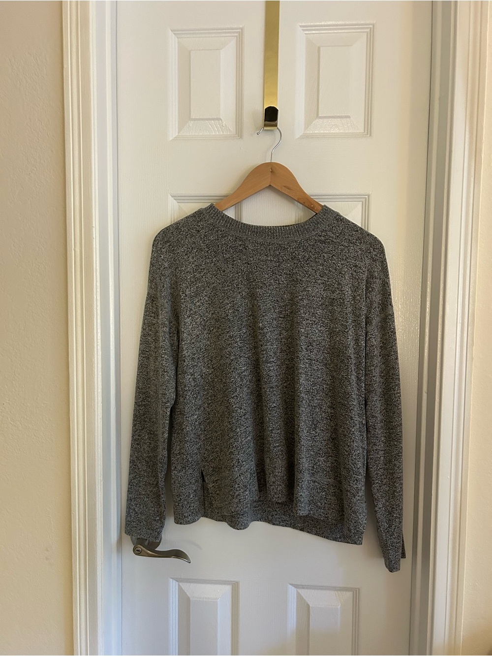 Lucky Brand Classic Women's Crewneck Sweater - Gray